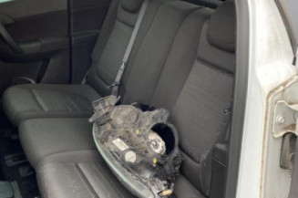 Pretensionneur de ceinture avant droit OPEL MERIVA B