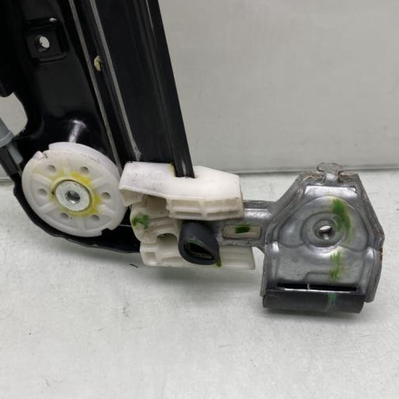 Leve vitre electrique avant droit OPEL MERIVA B Photo n°3