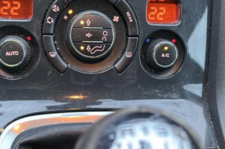 Cremaillere assistee PEUGEOT 5008 1