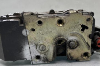 Serrure arriere droit PEUGEOT 306