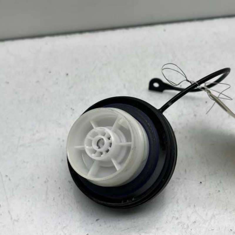 Bouchon de carburant RENAULT ARKANA Photo n°3