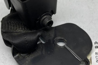 Attache ceinture arriere droit RENAULT CLIO 2