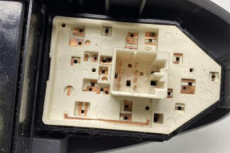 Interrupteur de leve vitre avant gauche HYUNDAI TUCSON 1