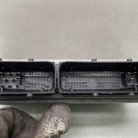 Calculateur moteur VOLKSWAGEN POLO 5
