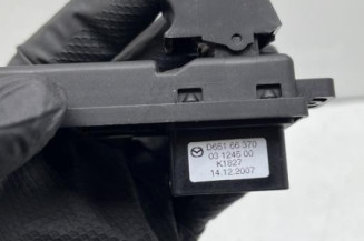 Interrupteur de leve vitre avant droit MAZDA 2 2