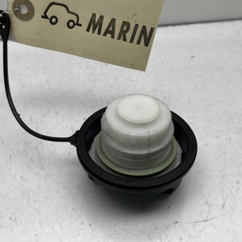 Bouchon de carburant OPEL CORSA E Photo n°3