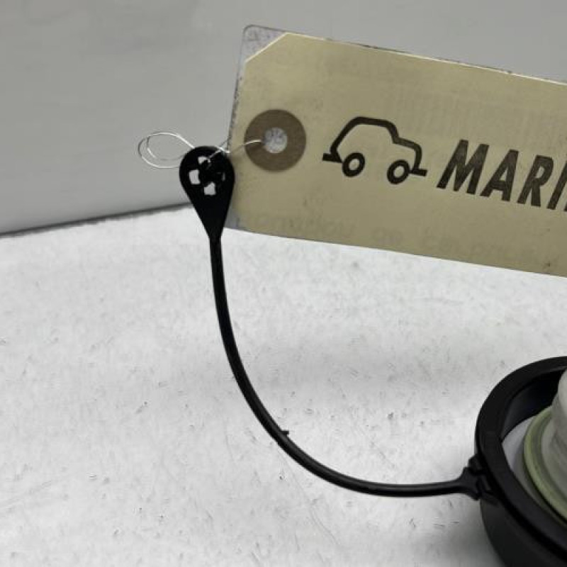 Bouchon de carburant OPEL CORSA E Photo n°4