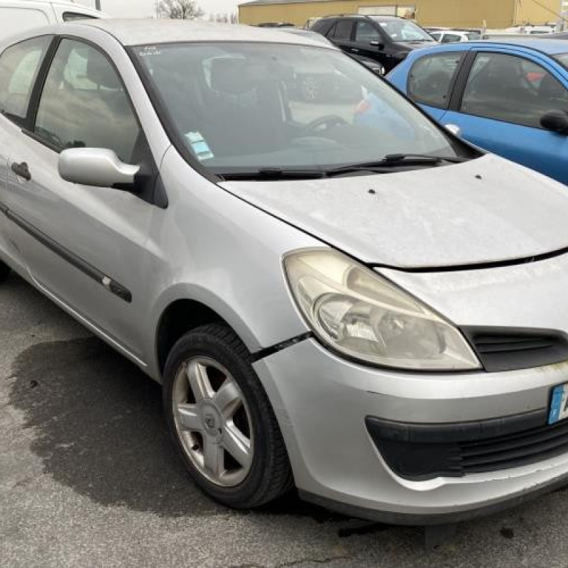 Bouchon de carburant RENAULT CLIO 3 Photo n°5