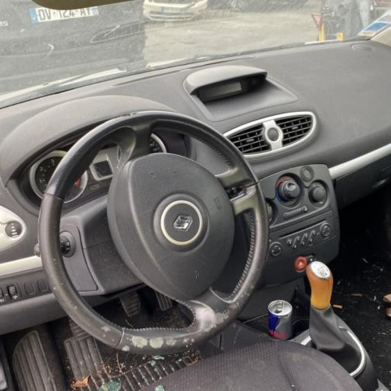 Bouchon de carburant RENAULT CLIO 3 Photo n°16