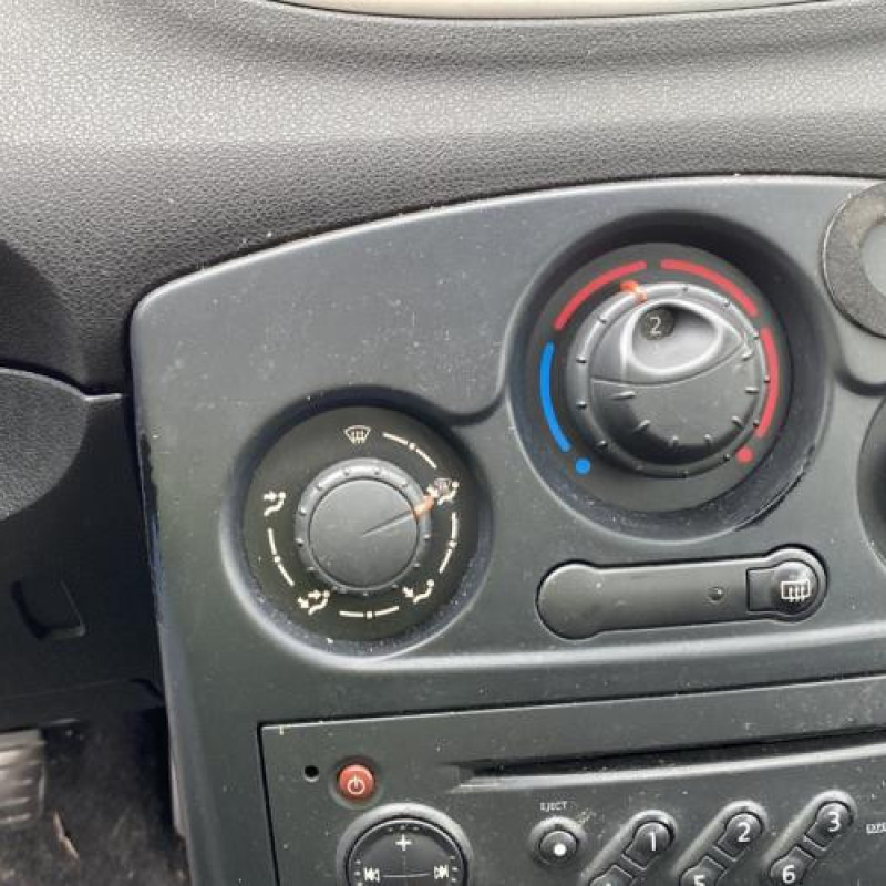 Bouchon de carburant RENAULT CLIO 3 Photo n°18