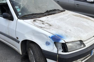 Serrure arriere droit PEUGEOT 306