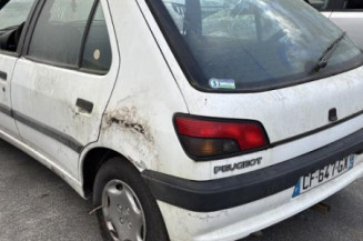 Serrure arriere droit PEUGEOT 306