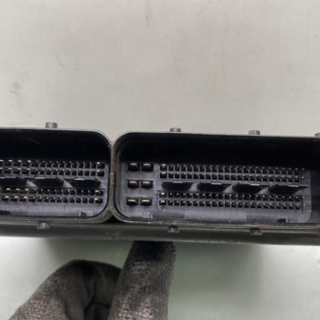Calculateur moteur VOLKSWAGEN POLO 5
