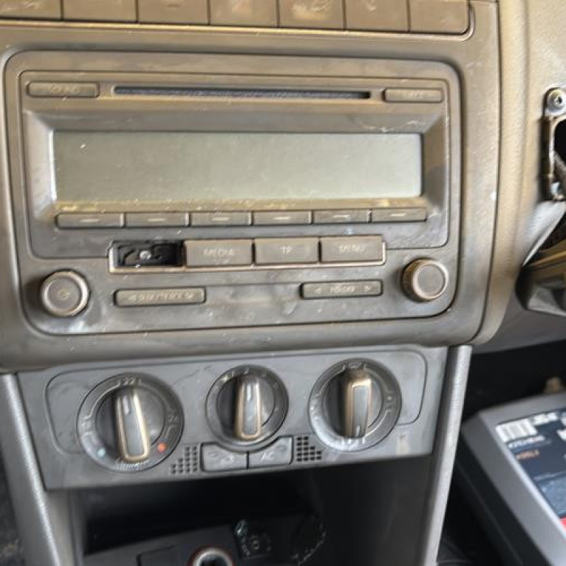 Calculateur moteur VOLKSWAGEN POLO 5 Photo n°18