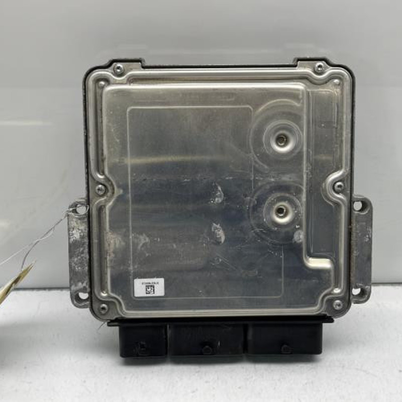 Calculateur moteur RENAULT GRAND SCENIC 3 Photo n°4