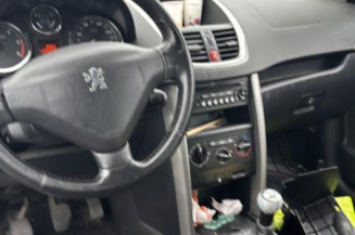 Boitier servitude moteur (BSM) PEUGEOT 207