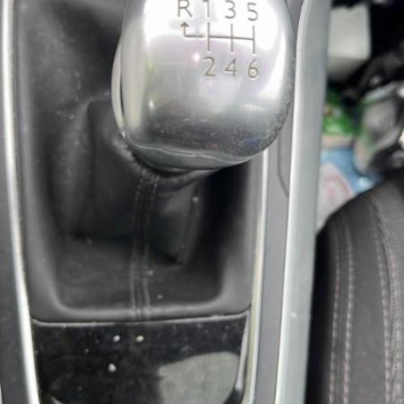 Malle/Hayon arriere PEUGEOT 308 2 Photo n°5