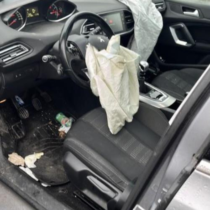 Malle/Hayon arriere PEUGEOT 308 2 Photo n°9