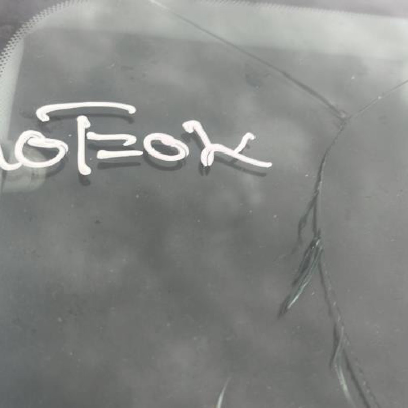 Malle/Hayon arriere PEUGEOT 308 2 Photo n°10