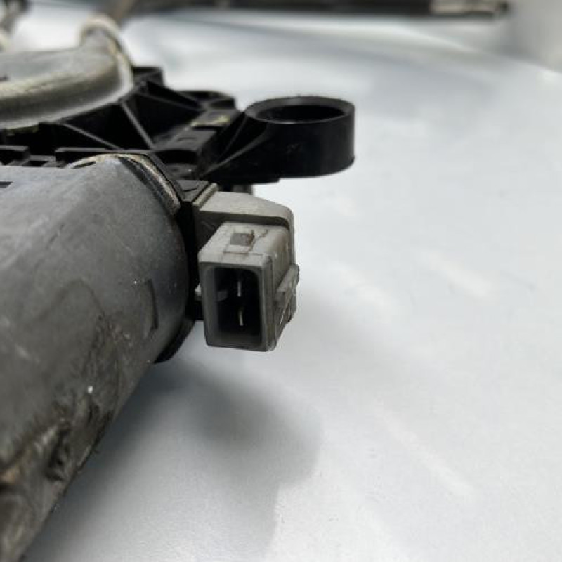 Leve vitre electrique avant gauche PEUGEOT 306 Photo n°5
