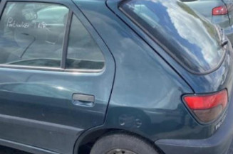 Leve vitre electrique avant gauche PEUGEOT 306