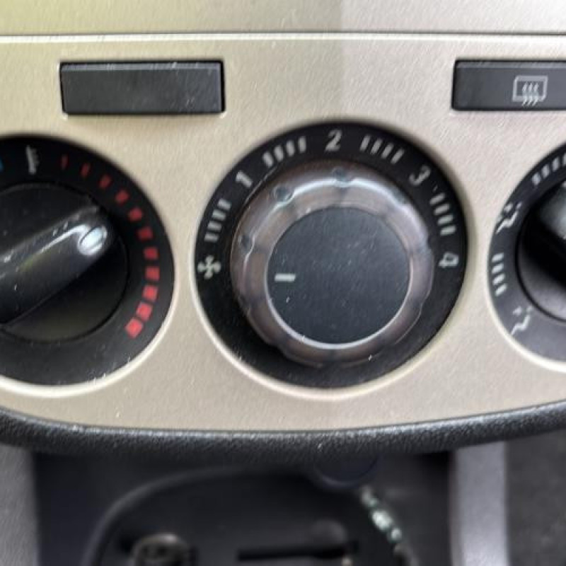 Calculateur moteur OPEL CORSA D Photo n°17
