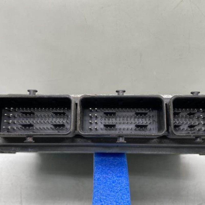Calculateur moteur RENAULT MEGANE 3 Photo n°3