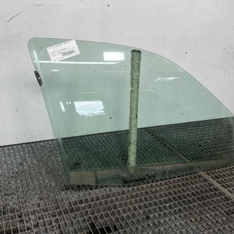 Vitre avant droit RENAULT CLIO 2 Photo n°3