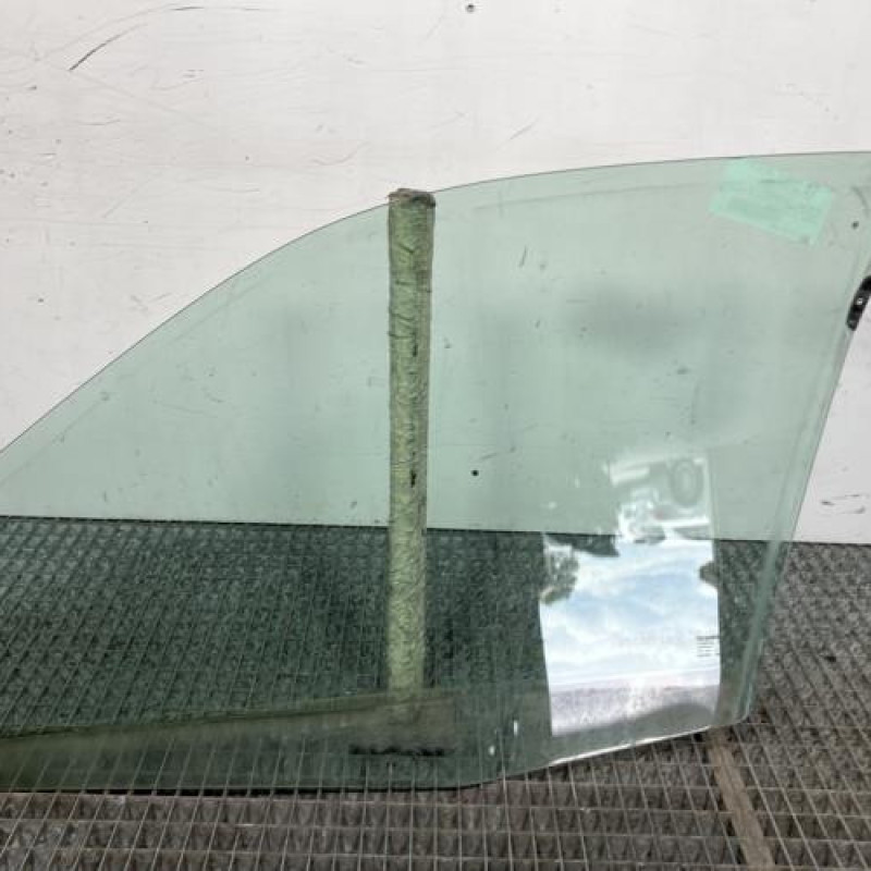 Vitre avant droit RENAULT CLIO 2 Photo n°5
