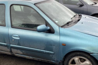 Vitre avant droit RENAULT CLIO 2