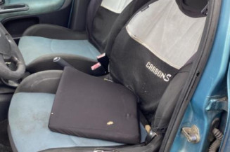 Vitre avant droit RENAULT CLIO 2