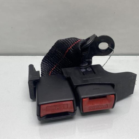 Attache ceinture arriere droit RENAULT CLIO 3 Photo n°1