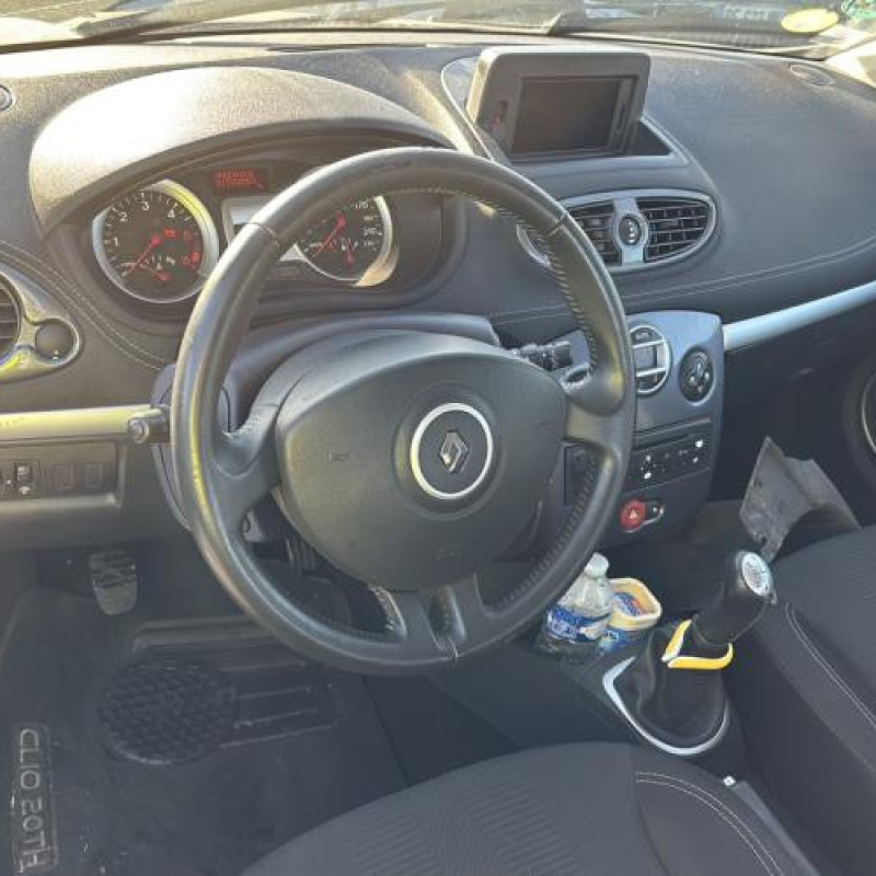 Retroviseur droit RENAULT CLIO 3 Photo n°17