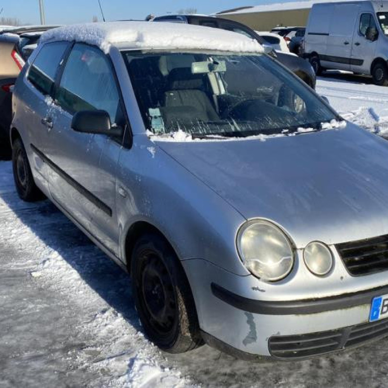 Face avant VOLKSWAGEN POLO 4 Photo n°19