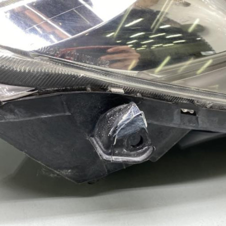 Optique avant principal gauche (feux)(phare) TOYOTA YARIS 2
