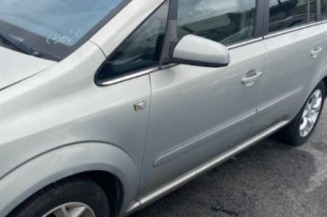 Vitre arriere droit OPEL ZAFIRA B