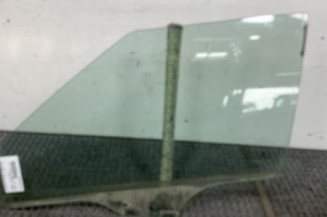 Vitre avant gauche SKODA FABIA 2 Photo n°1