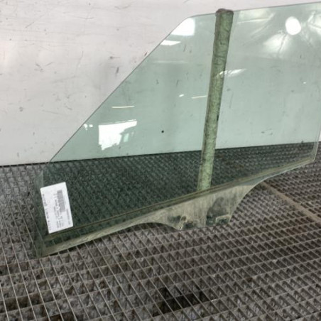 Vitre avant gauche SKODA FABIA 2