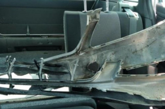 Vitre avant gauche SKODA FABIA 2