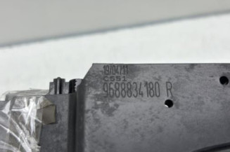 Poignee porte avant gauche CITROEN C4 2