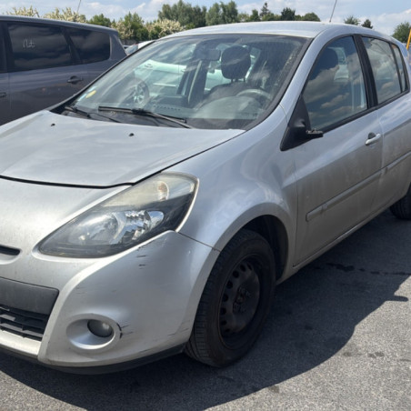 RENAULT CLIO 3 PHASE 2 1.5 DCI - 8V TURBO Photo n°1