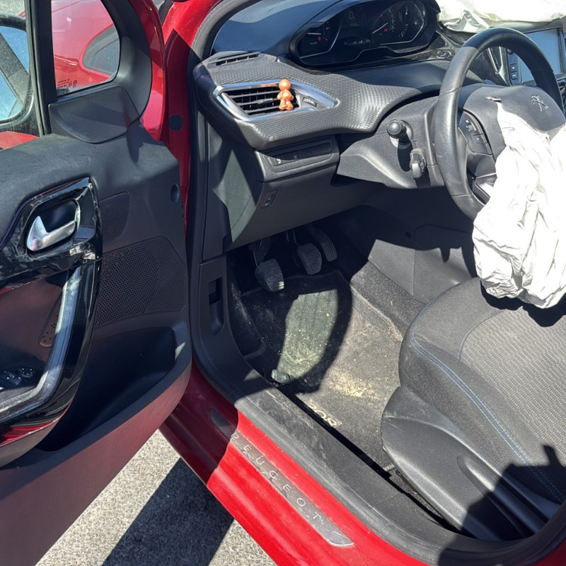 PEUGEOT 208 1 PHASE 2 1.2 VTI - 12V Photo n°9
