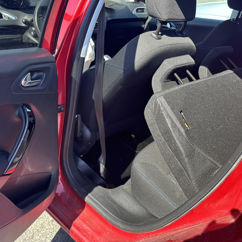PEUGEOT 208 1 PHASE 2 1.2 VTI - 12V Photo n°10