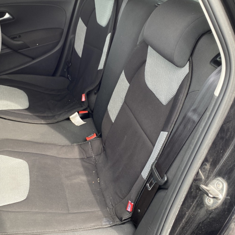 VOLKSWAGEN POLO 5 PHASE 1 1.6 TDI - 16V TURBO Photo n°12