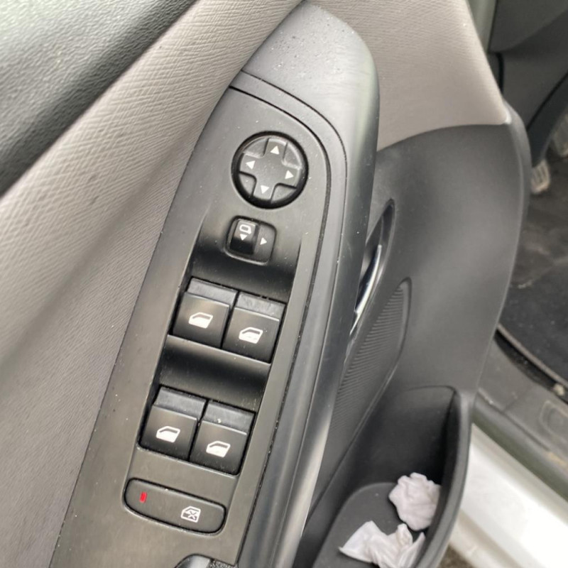 CITROEN C4 GRAND PICASSO 2 PHASE 1 1.6 HDI - 8V TURBO Photo n°22