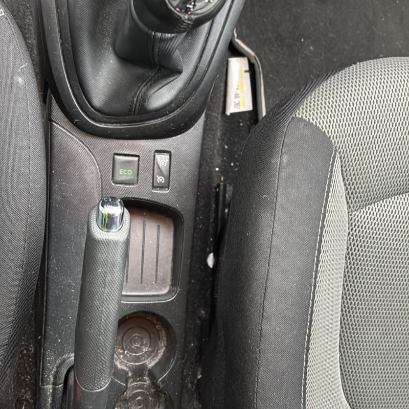 RENAULT CAPTUR 1 PHASE 1 0.9i - 12V TURBO TCE 90 Photo n°19