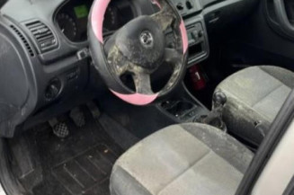 Malle/Hayon arriere SKODA FABIA 2