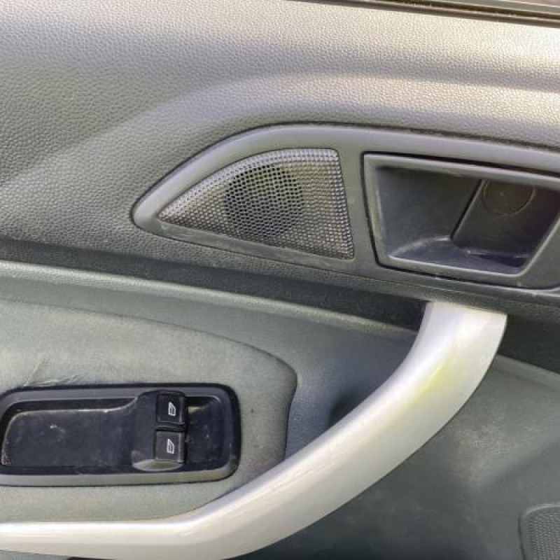 Aile avant gauche FORD FIESTA 6 Photo n°14