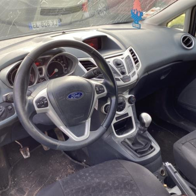 Aile avant gauche FORD FIESTA 6 Photo n°17