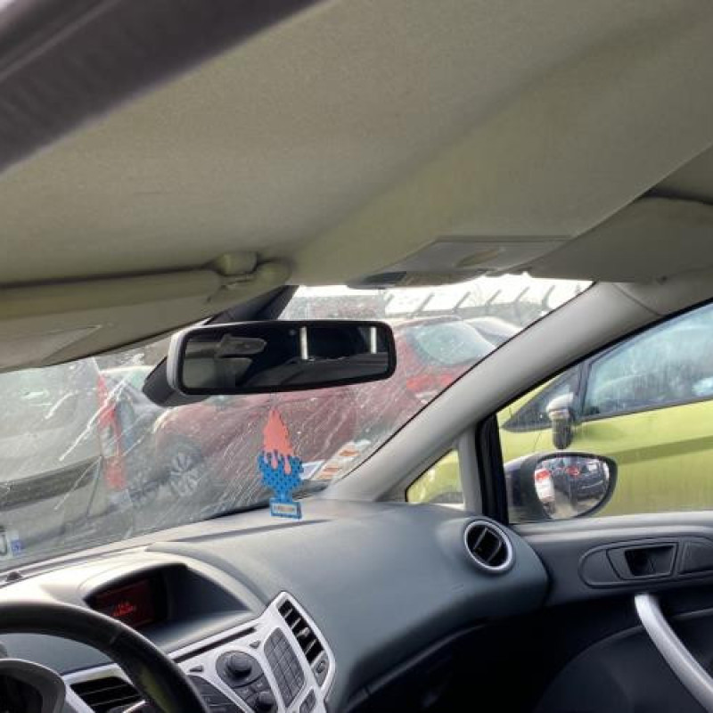 Aile avant gauche FORD FIESTA 6 Photo n°18